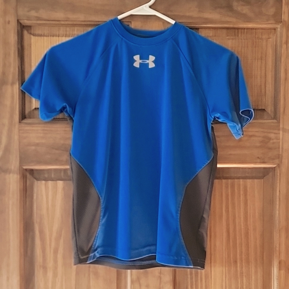 Youth Under Armour t-shirt